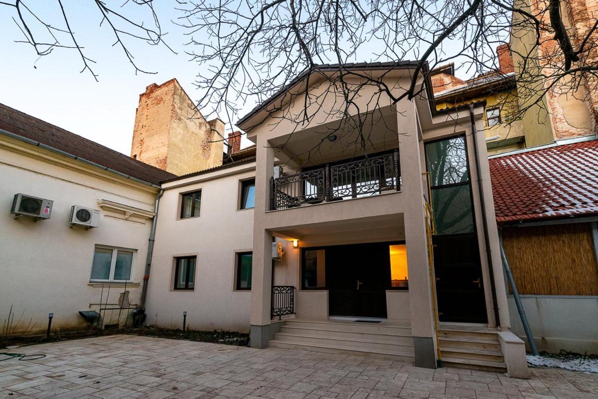 Moky Rezident Apartment Arad Exterior photo